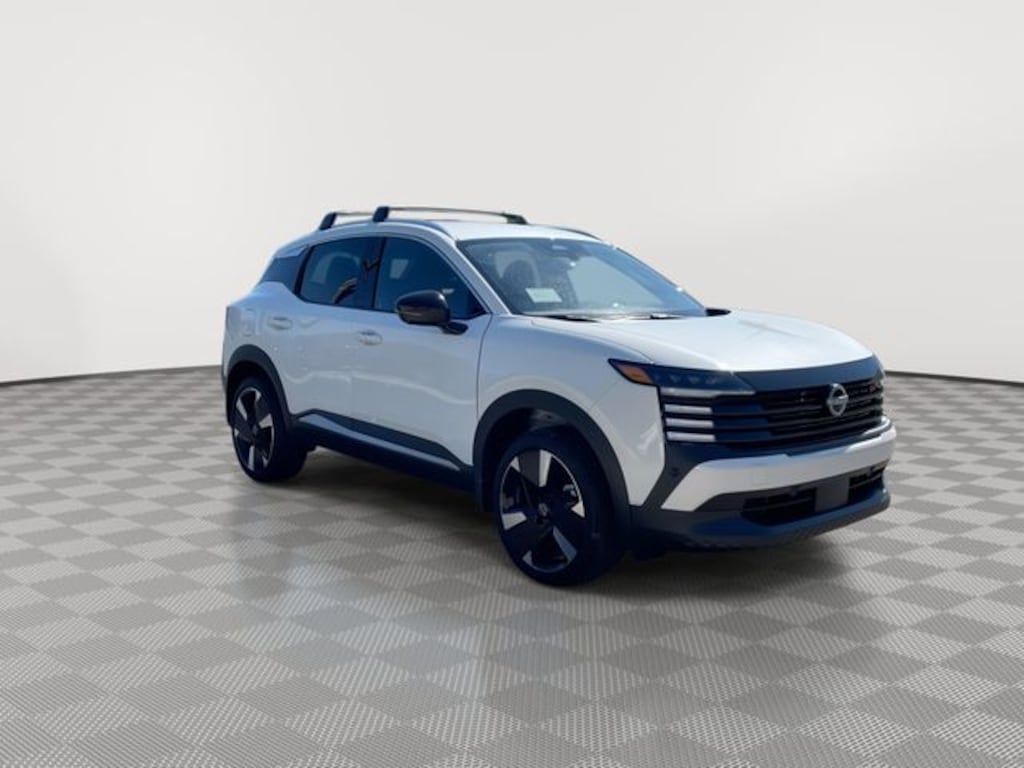 New 2026 Nissan Kicks SR SUV