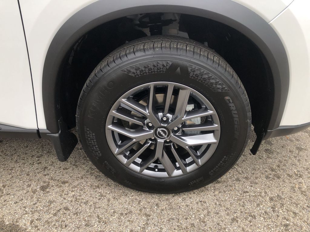 2025 Nissan Rogue S - Photo 15