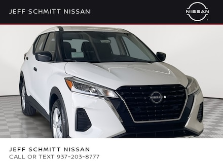 2025 Nissan Kicks Play S SUV