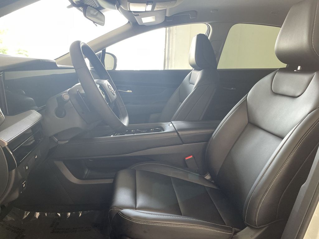 2025 Nissan Murano SV - Photo 23