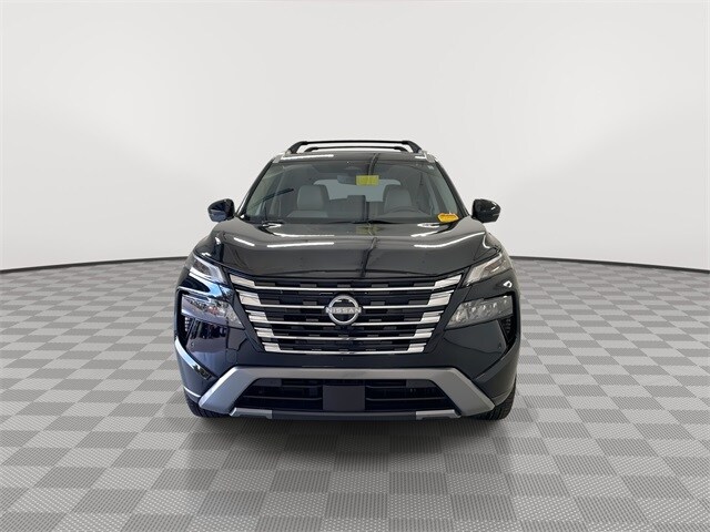 2024 Nissan Rogue SL photo 4