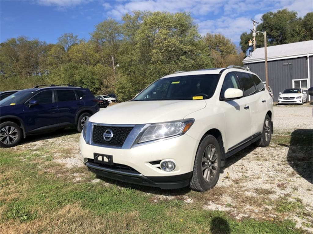 Used 2015 Nissan Pathfinder SL SUV