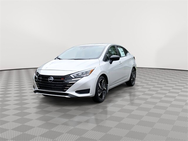 2025 Nissan Versa 1.6 SR photo 4