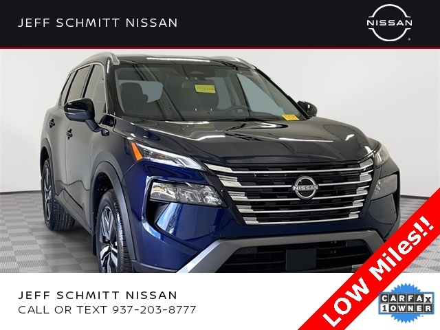 2024 Nissan Rogue SL's photo