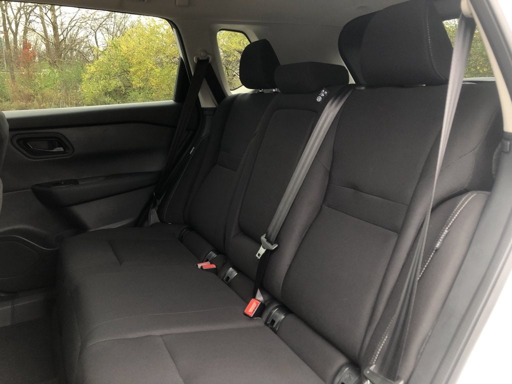 2025 Nissan Rogue S - Photo 19