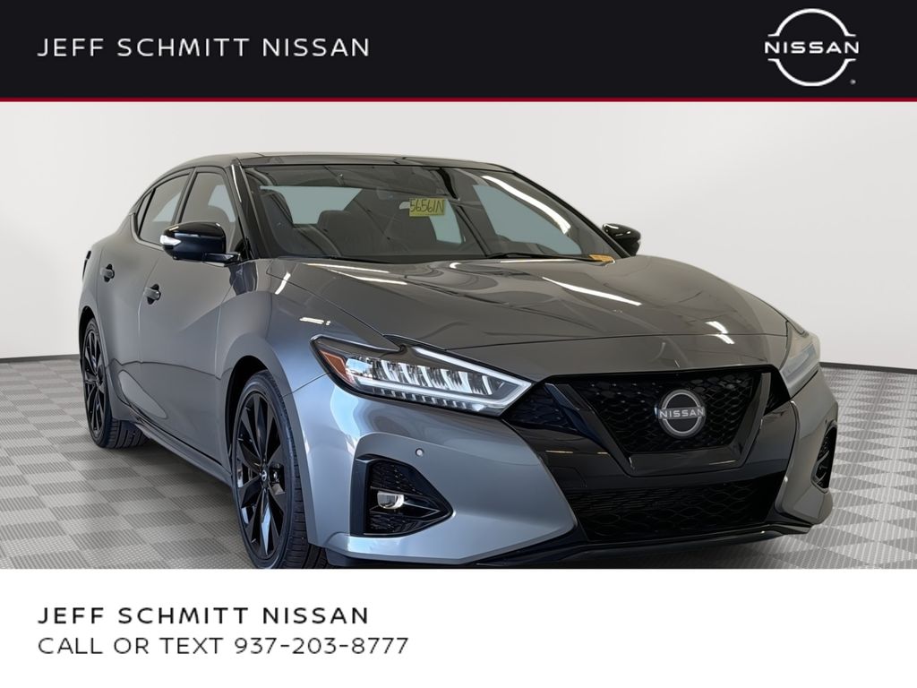 2023 Nissan Maxima SR