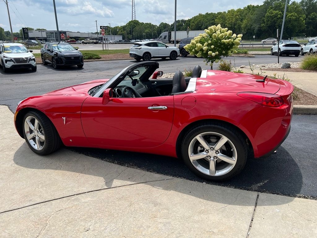 Used 2009 Pontiac Solstice GXP Convertible