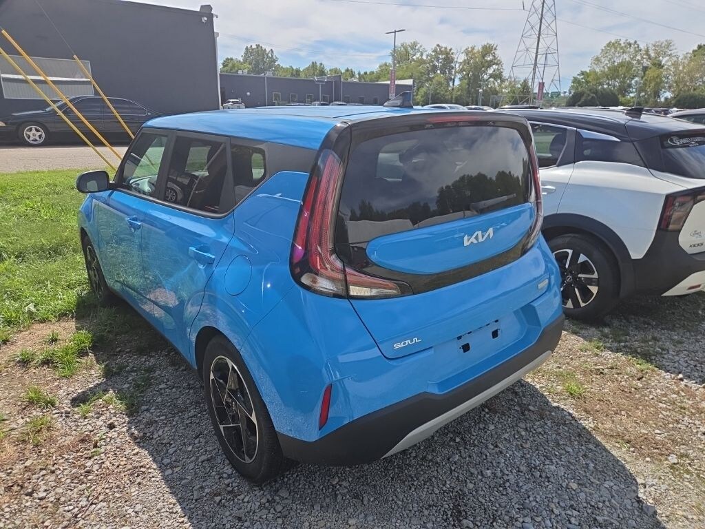 Used 2023 Kia Soul EX Hatchback