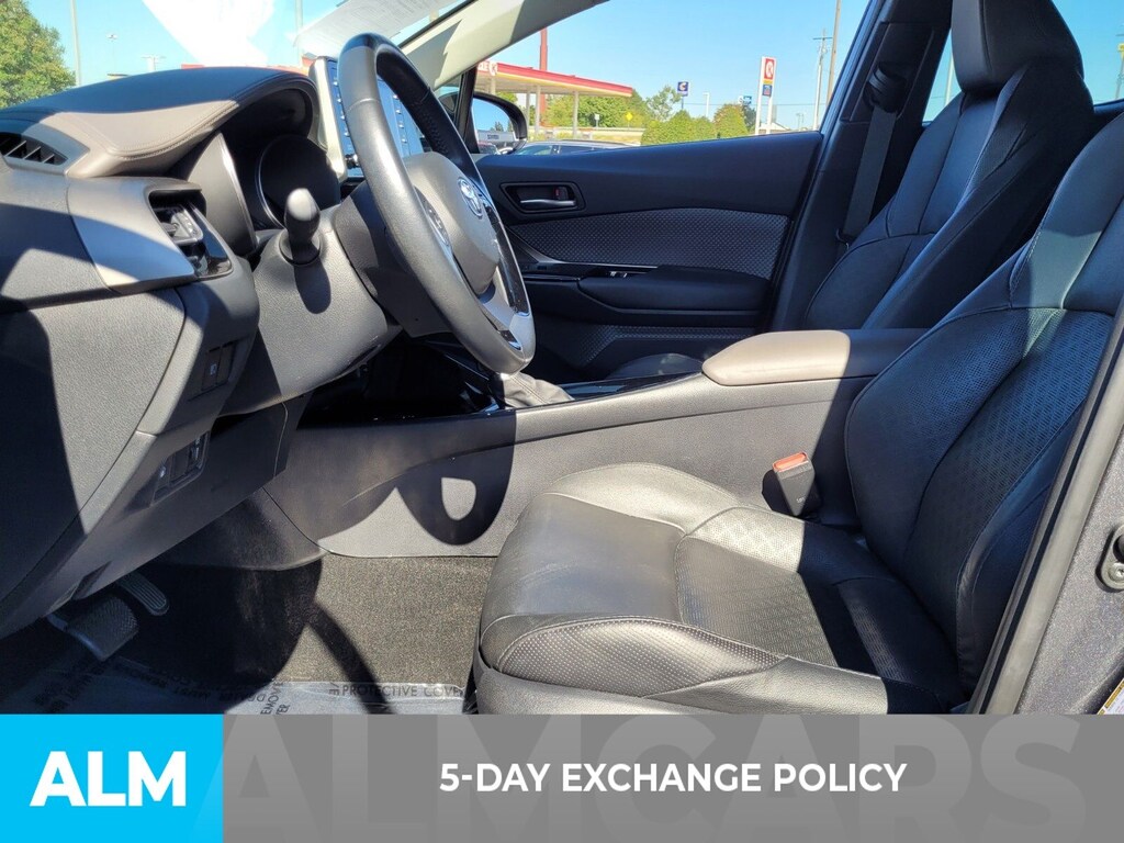 Used 2022 Toyota C-HR XLE SUV