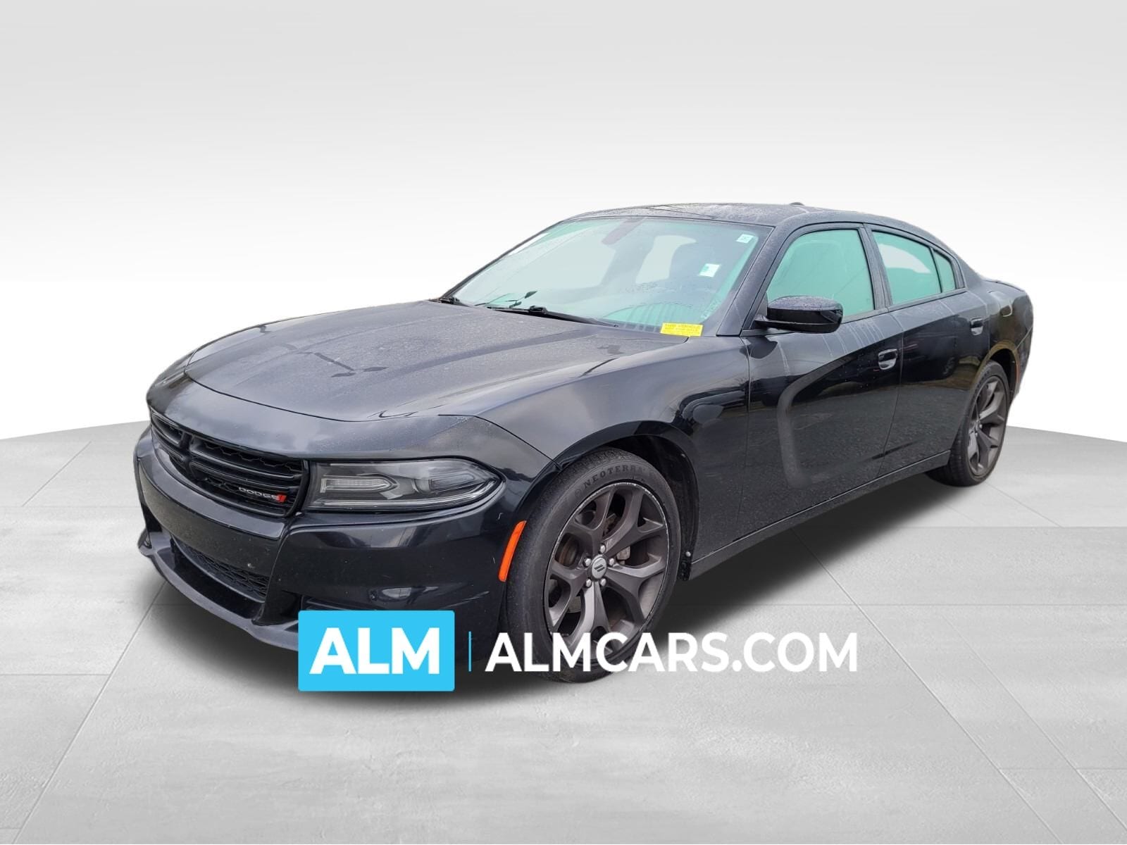 2019 Dodge Charger SXT's photo