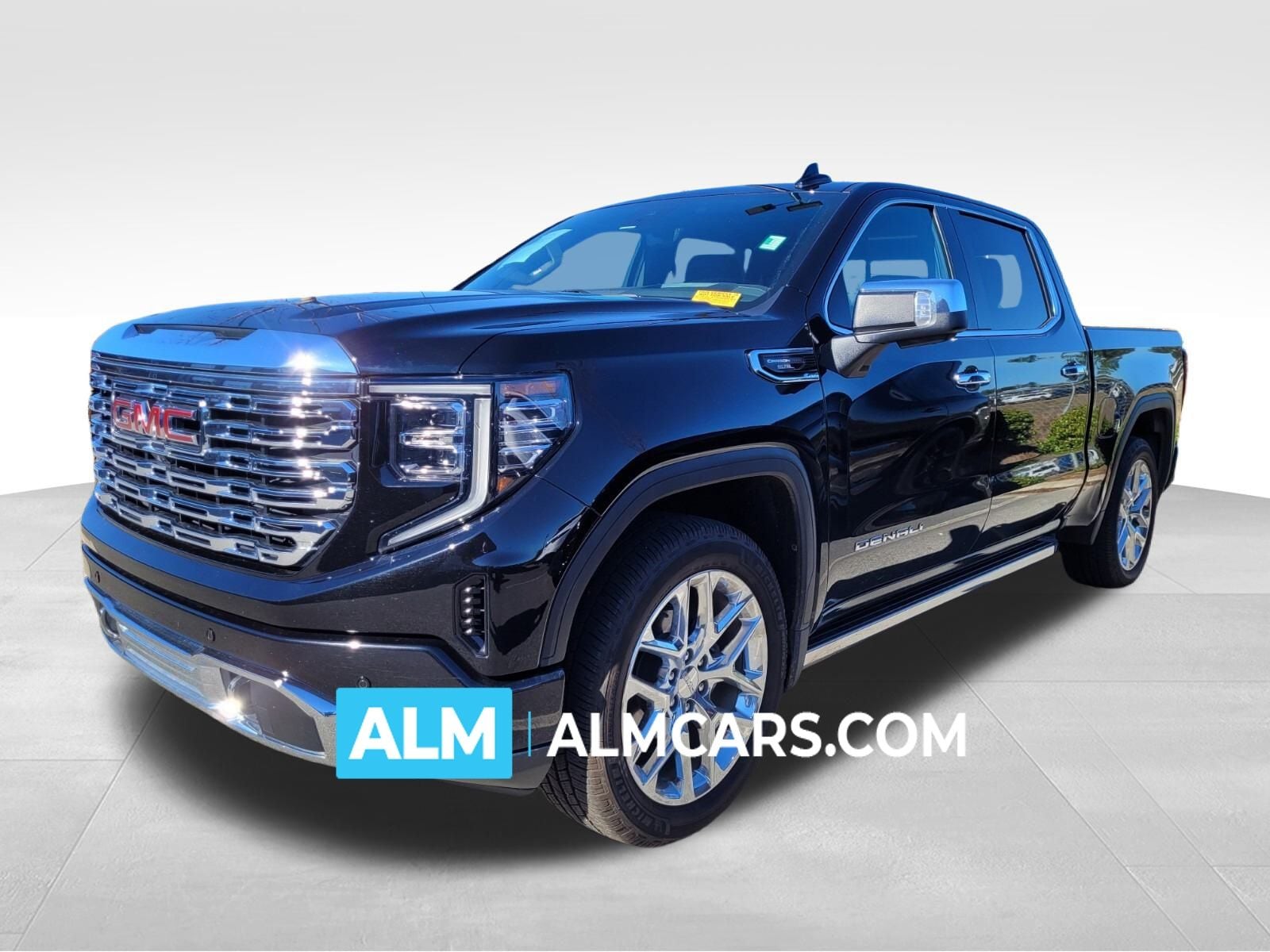 2023 GMC Sierra Denali's photo