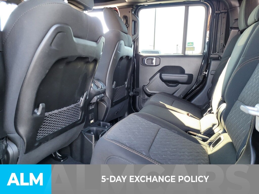 Used 2024 Jeep Gladiator Mojave Truck