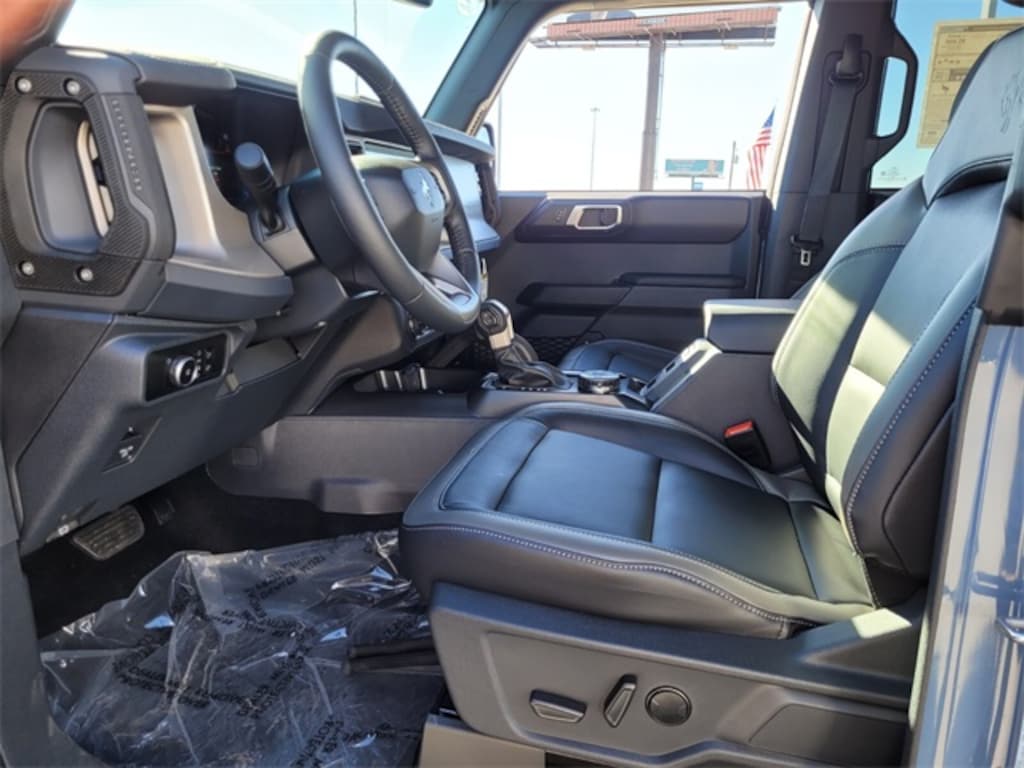 New 2025 Ford Bronco Outer Banks SUV