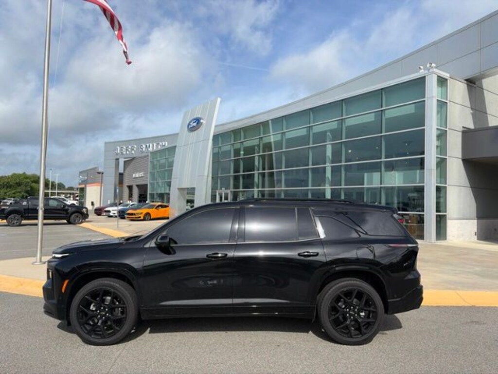 Used 2026 Chevrolet Traverse RS SUV