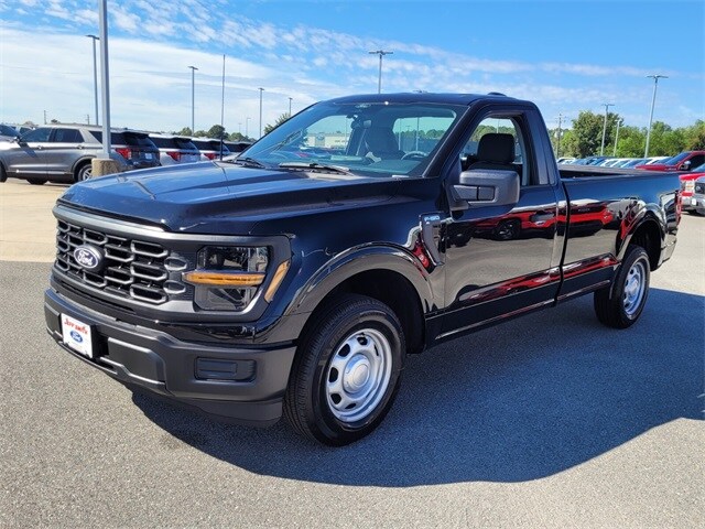 2025 Ford F-150 XL photo 3