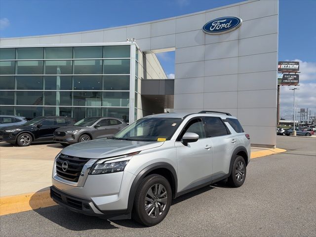 2025 Nissan Pathfinder SV 2WD's photo