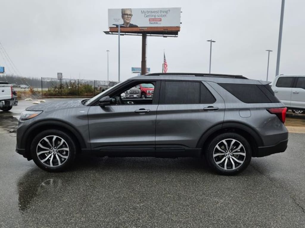 New 2026 Ford Explorer ST-Line SUV
