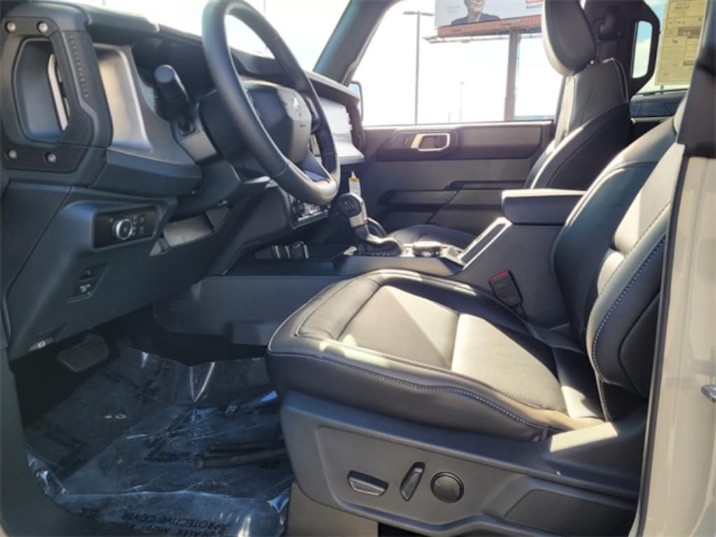 New 2025 Ford Bronco Outer Banks SUV