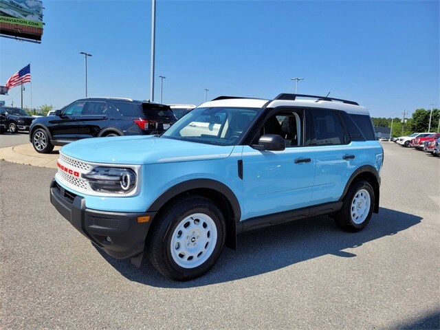 2025 Ford Bronco Sport Heritage photo 3