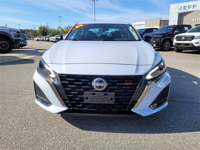 2024 Nissan Altima 2.5 SR photo 2