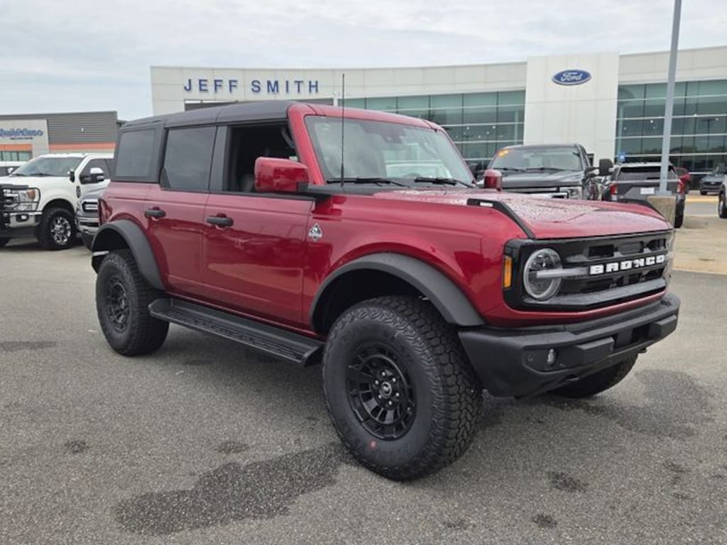 New 2026 Ford Bronco Outer Banks SUV