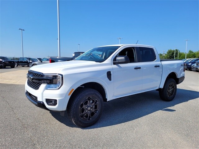 2025 Ford Ranger XLT photo 2