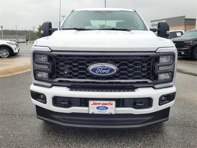 2026 Ford F-250 photo 2