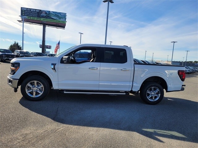 2025 Ford F-150 XLT photo 4