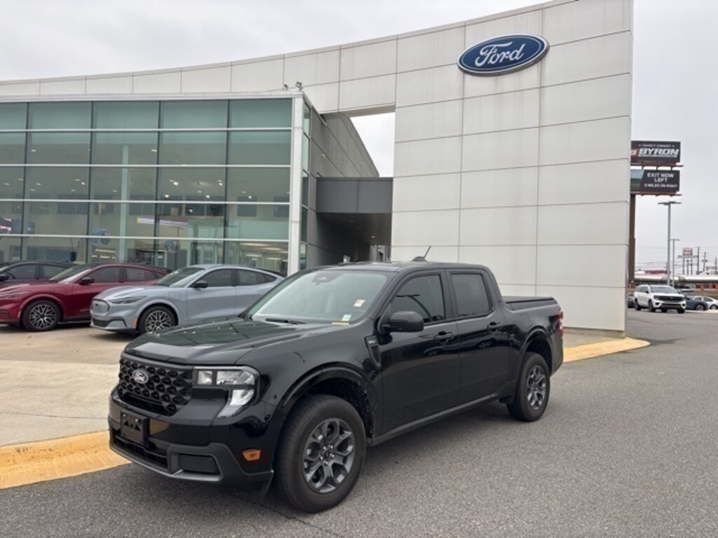 Used 2025 Ford Maverick XLT Truck
