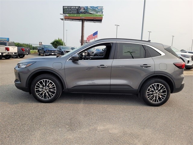 2025 Ford Escape Base photo 4