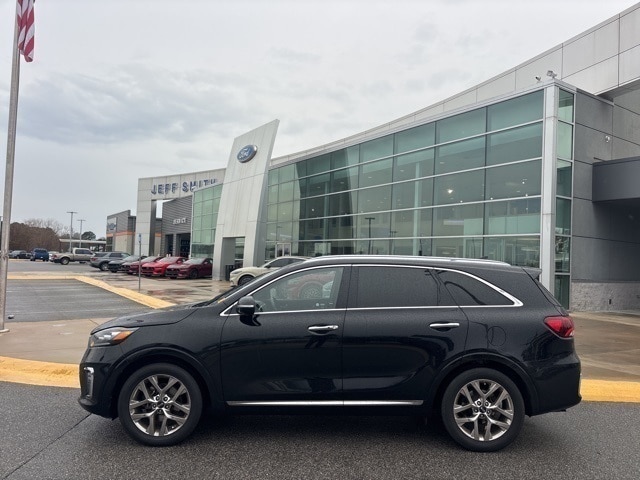 Used 2019 Kia Sorento SXL with VIN 5XYPK4A52KG585655 for sale in Byron, GA