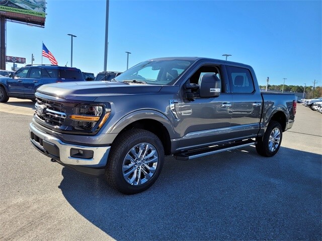 2024 Ford F-150 XLT photo 3