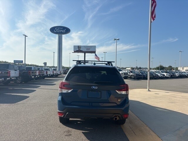 2022 Subaru Forester Wilderness photo 2