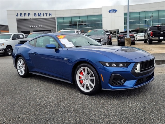 2024 Ford Mustang Coupe 