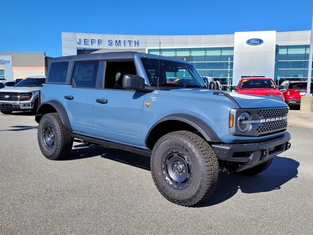 2025 Ford Bronco Badlands 4x4's photo