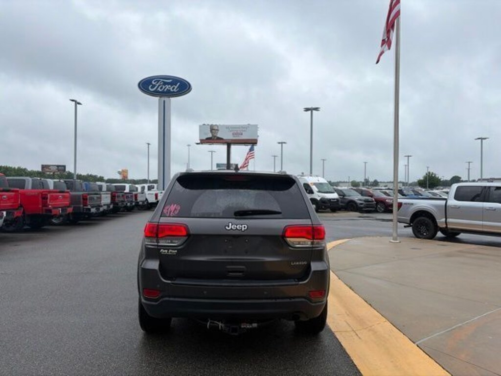 Used 2020 Jeep Grand Cherokee Laredo E SUV