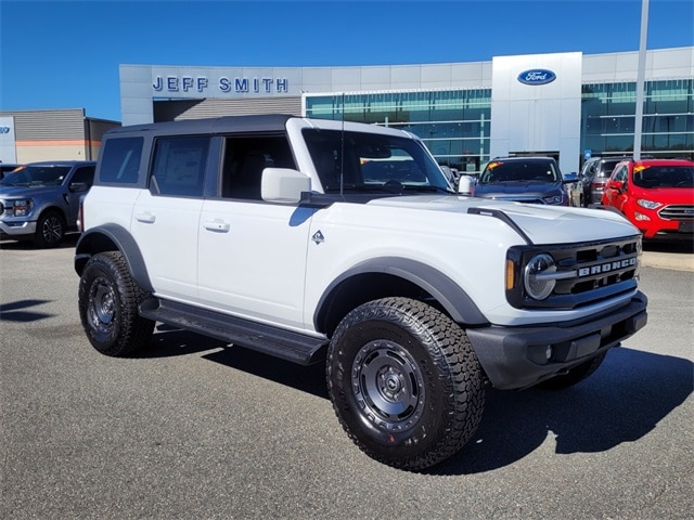 2025 Ford Bronco SUV 