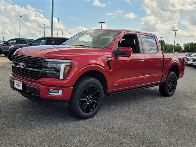 2025 Ford F-150 Platinum photo 3