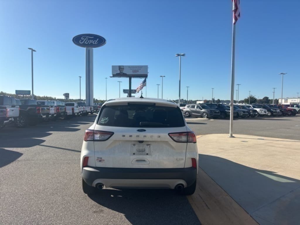 Used 2020 Ford Escape SE SUV