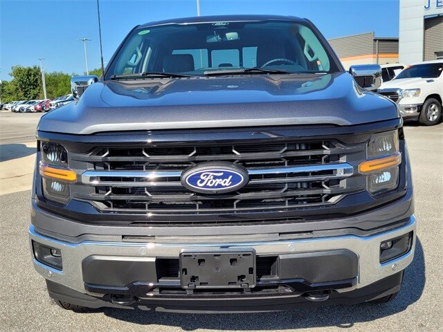 2024 Ford F-150 XLT photo 2
