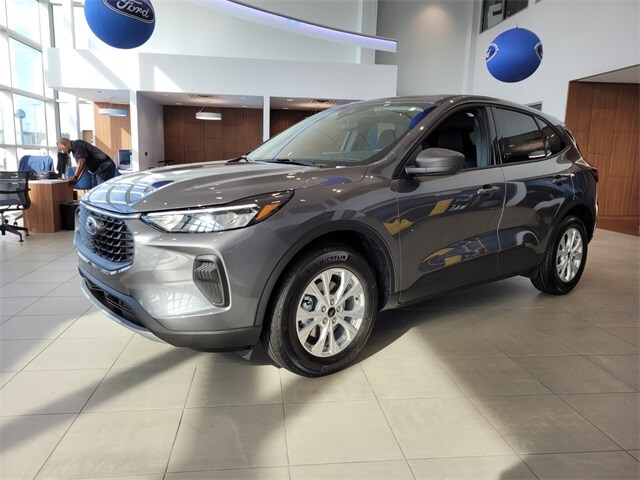 2025 Ford Escape Active photo 3