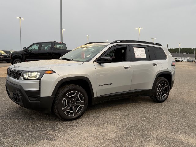 Used 2026 Jeep Cherokee Laredo SUV