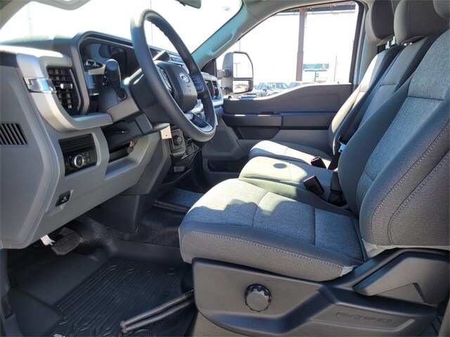 2026 Ford F-250 photo 4