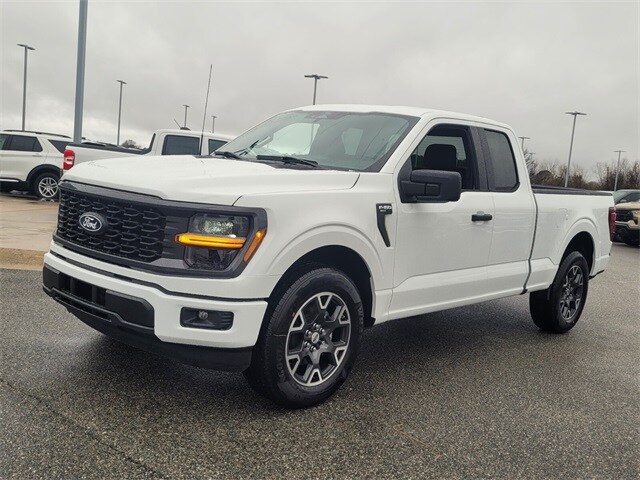 2025 Ford F-150 STX photo 3