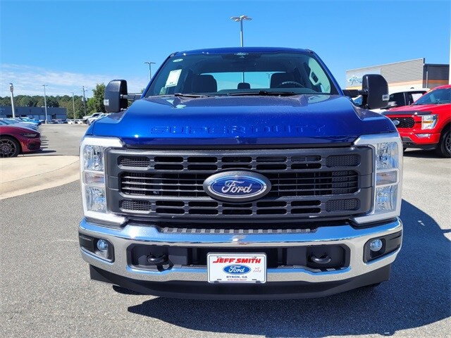 2026 Ford F-250 photo 2