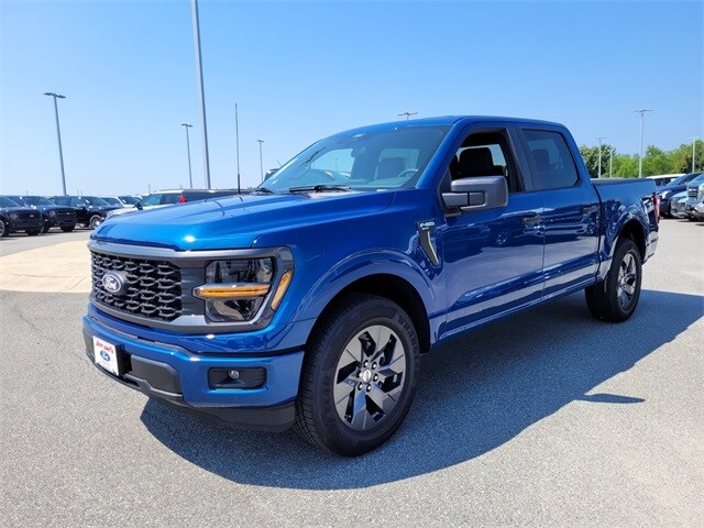 2025 Ford F-150 STX photo 3