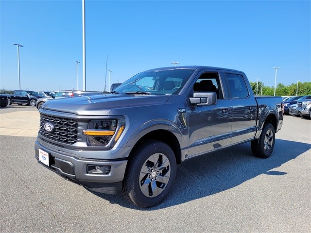 2025 Ford F-150 STX photo 3