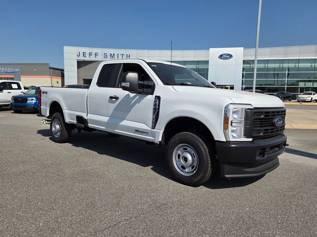 2026 Ford F-350 XL 4x4 SuperCab 8' Box SRW's photo