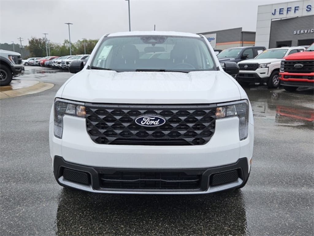 New 2025 Ford Maverick XLT Truck