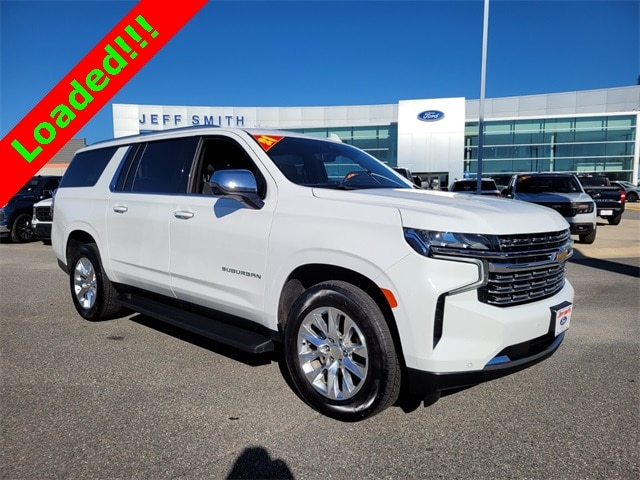 2021 Chevrolet Suburban Premier's photo